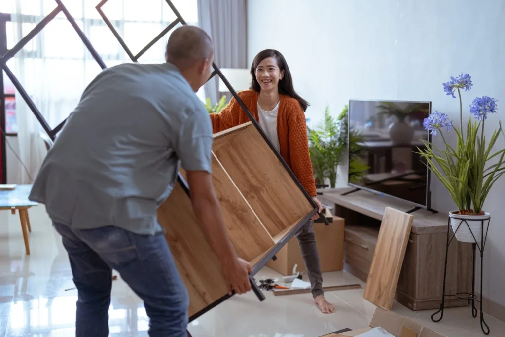 How to Transport Oversized and Fragile Furniture Safely
